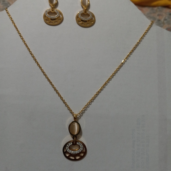 Stainless Steel - Picture 2 of 2